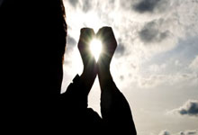 [德甲]迈赫勒劲射被挡 格尔哈特补射破门.